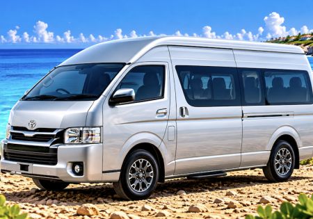 TOYOTA HIACE 12 SEATER ( SCHAKEL )