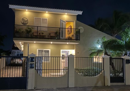 Cucurma Apartments